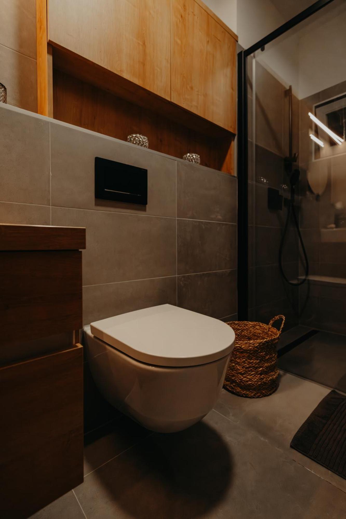 Usti Apartment *